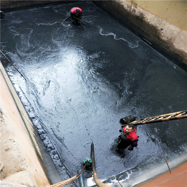 张掖废水池清理